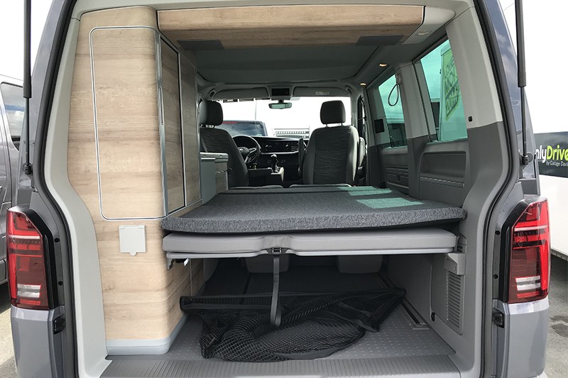 Location Van Volkswagen Location de camping-car van aménagé Volkswagen California T6.1 Edition